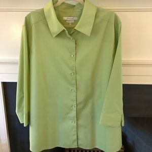 Foxcroft green 3/4 sleeve blouse